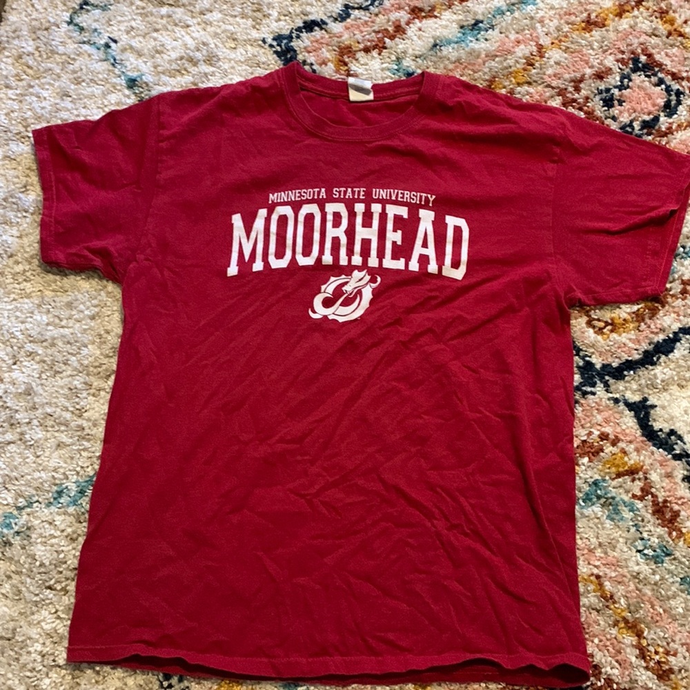 Minnesota State Moorhead college red tee